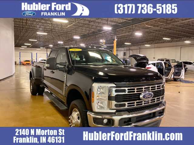 2025 Ford F-350 Super Duty XLT's photo