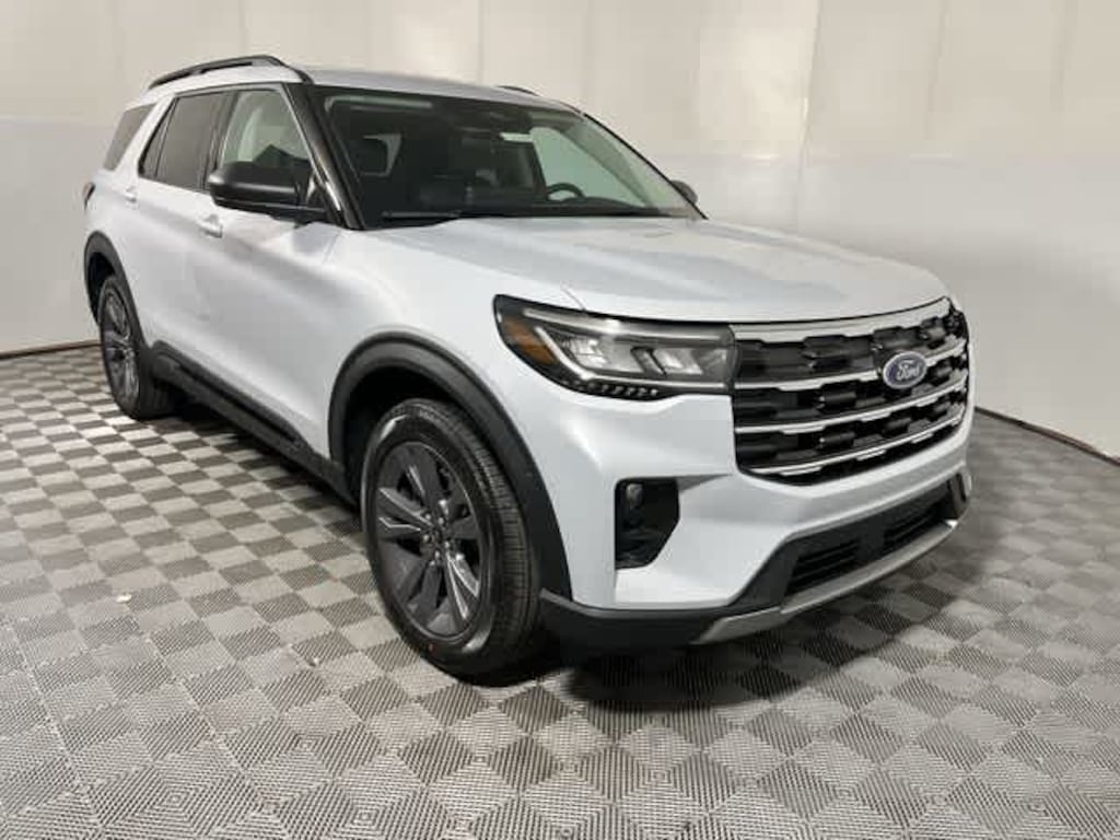 New 2026 Ford Explorer Active w/200A Pkg SUV