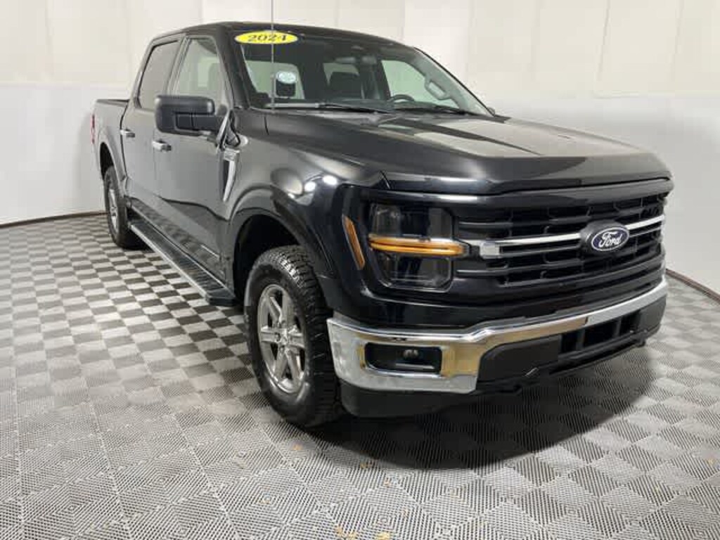 Used 2025 Ford F-150 XLT 4WD Supercrew 5.5 Box Truck SuperCrew Cab