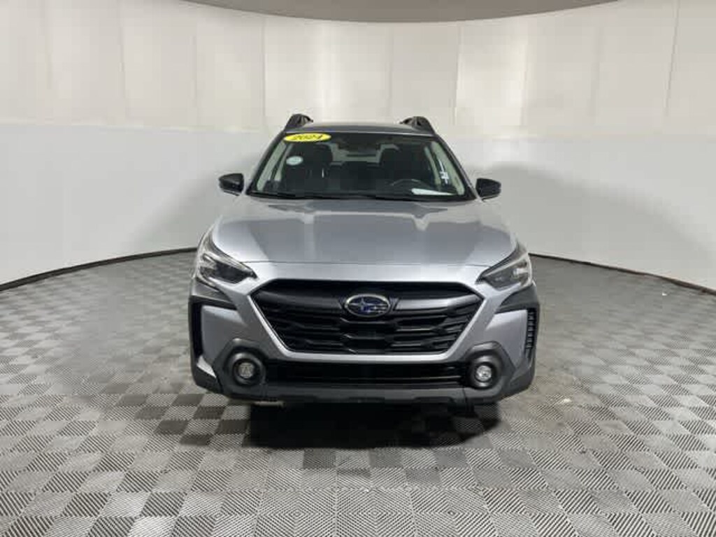 Used 2024 Subaru Outback Premium SUV