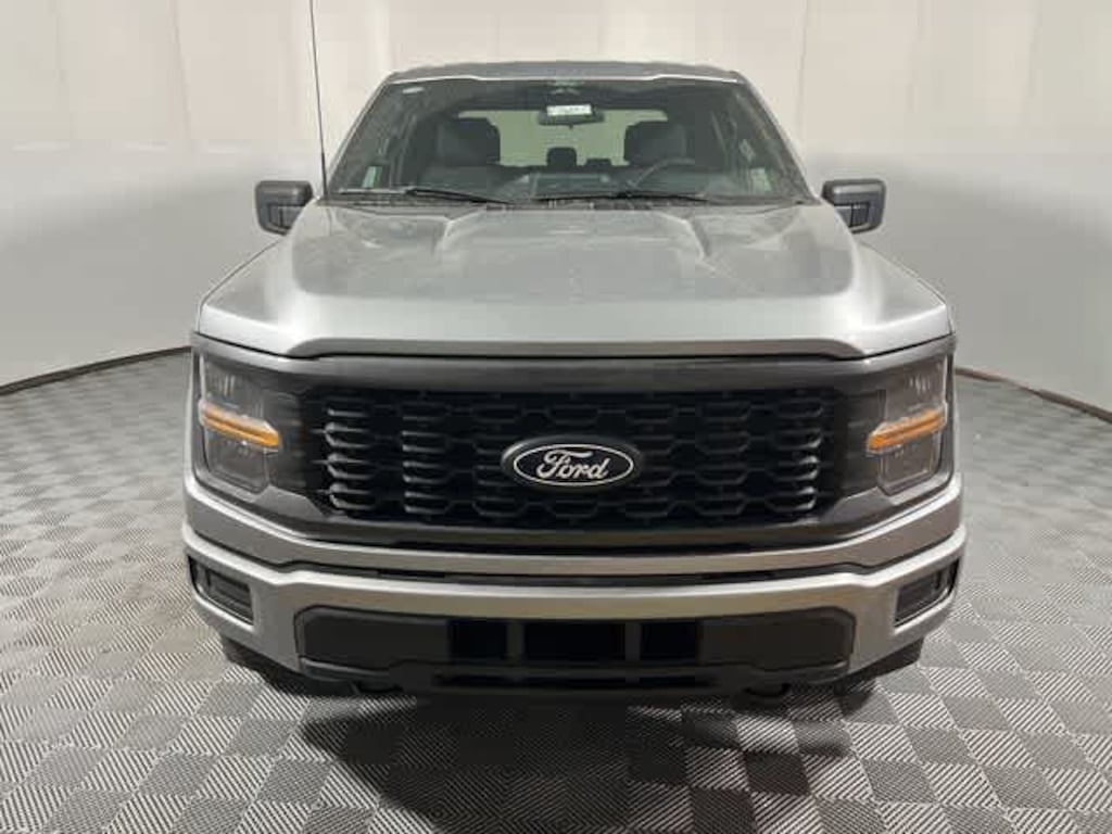 New 2026 Ford F-150 STX 4WD Supercrew 5.5 Box Truck