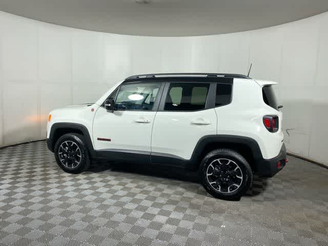 2023 Jeep Renegade Trailhawk photo 4