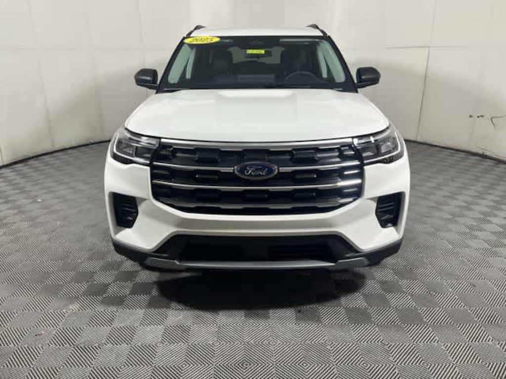 New 2025 Ford Explorer Active SUV