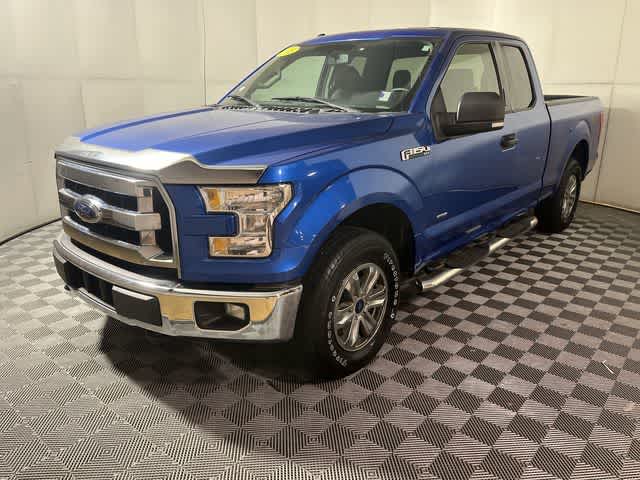 2015 Ford F-150 XLT photo 4