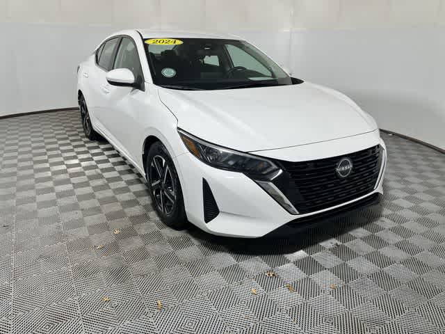 Used 2024 Nissan Sentra SV with VIN 3N1AB8CV2RY220976 for sale in Franklin, IN