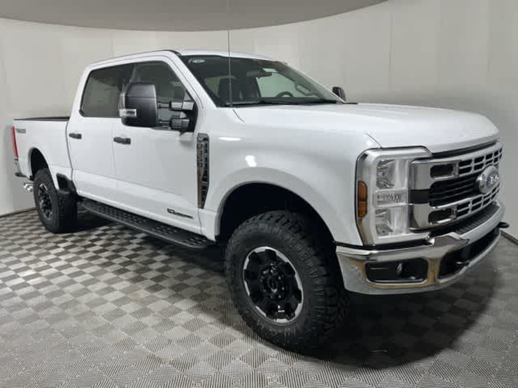 New 2026 Ford Super Duty F-350 SRW XLT Truck