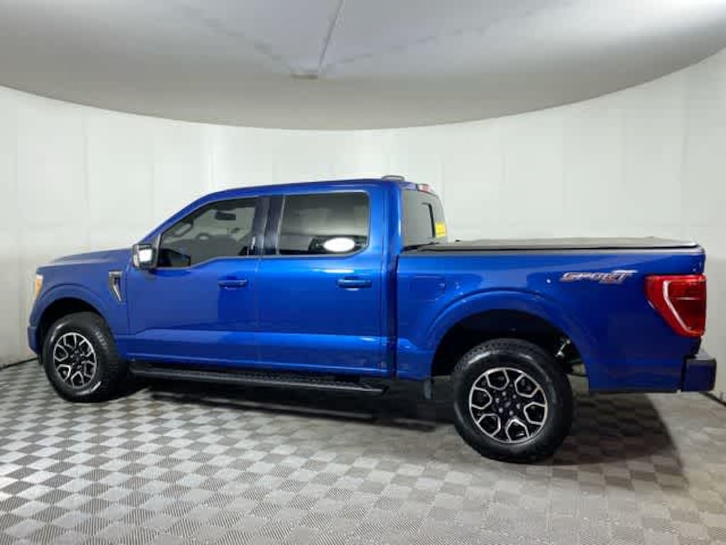 Used 2022 Ford F-150 XLT 4WD Supercrew 5.5 Box Truck SuperCrew Cab