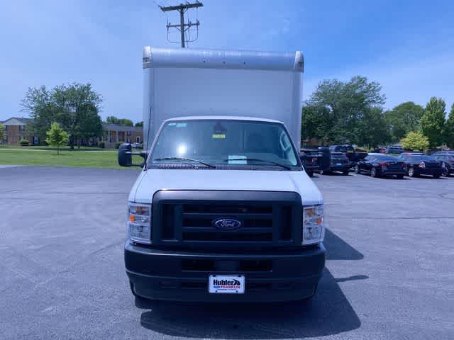 2025 Ford E-450 photo 3
