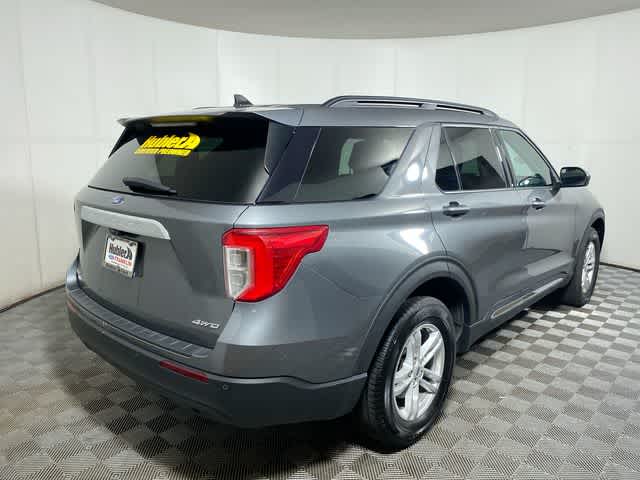2023 Ford Explorer XLT photo 2