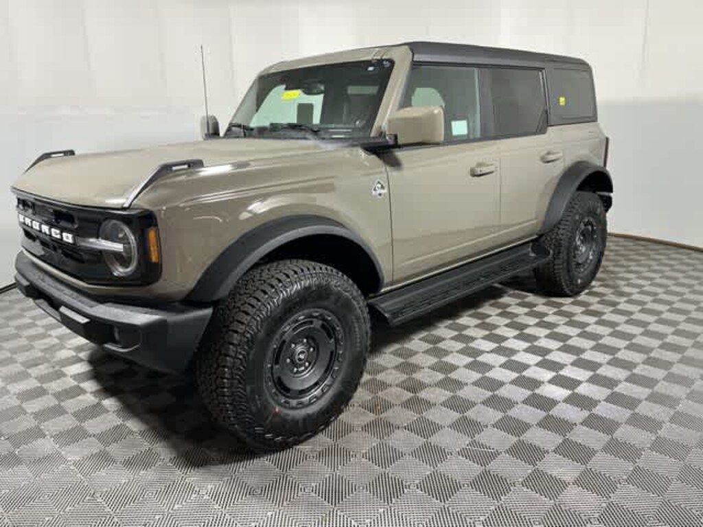 New 2025 Ford Bronco Outer Banks SUV