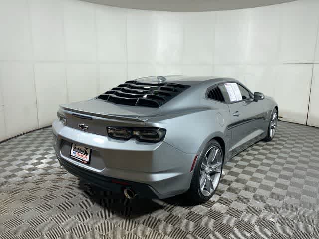 2023 Chevrolet Camaro 1LT photo 2