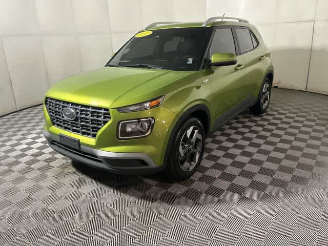 2023 Hyundai Venue SEL photo 4