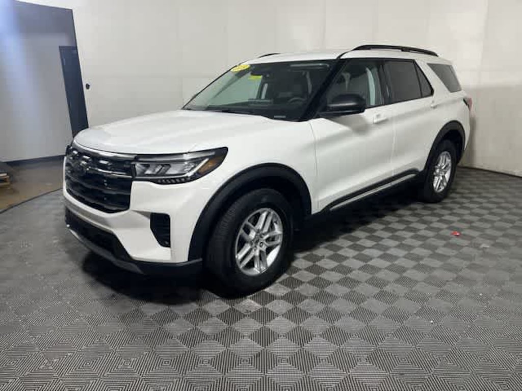 New 2025 Ford Explorer Active SUV