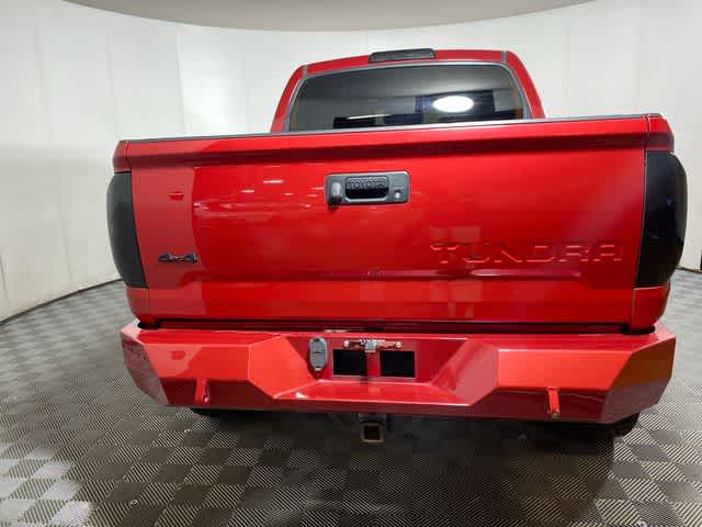 2018 Toyota Tundra SR5 CrewMax photo 2