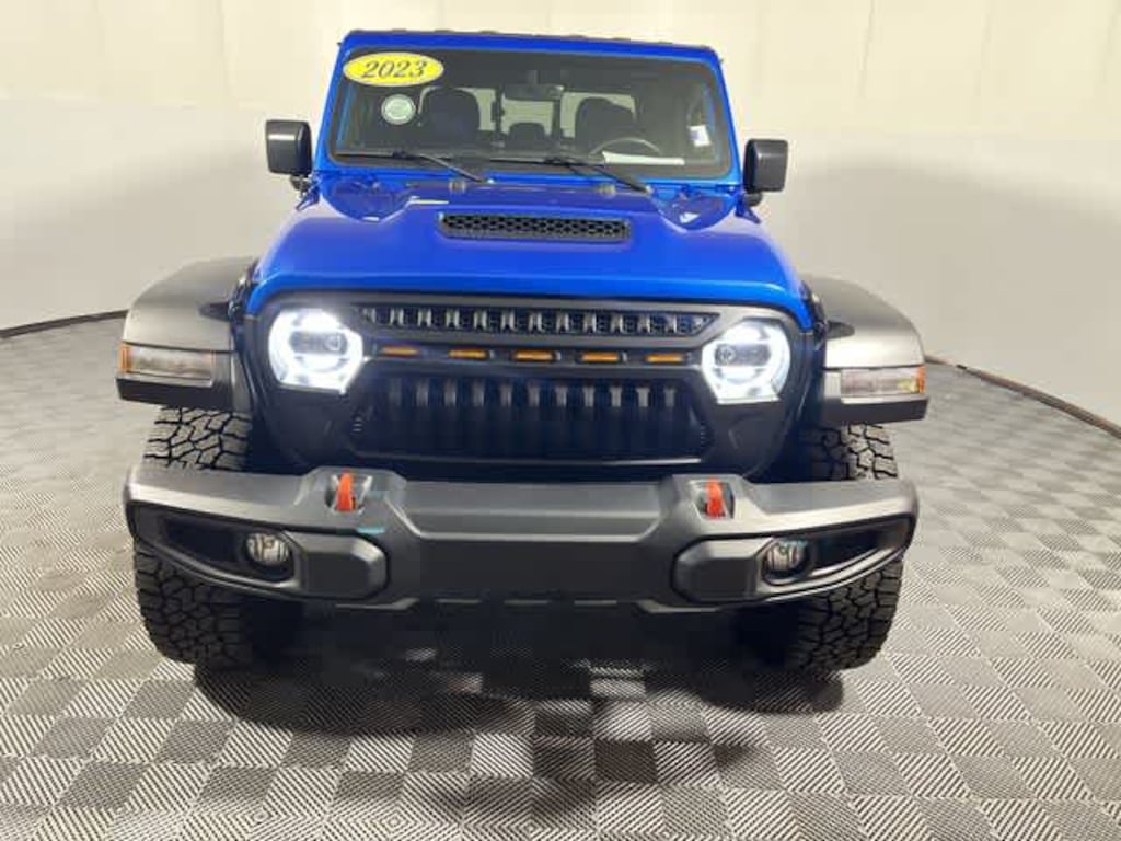 Used 2023 Jeep Gladiator Mojave 4x4 Truck Crew Cab