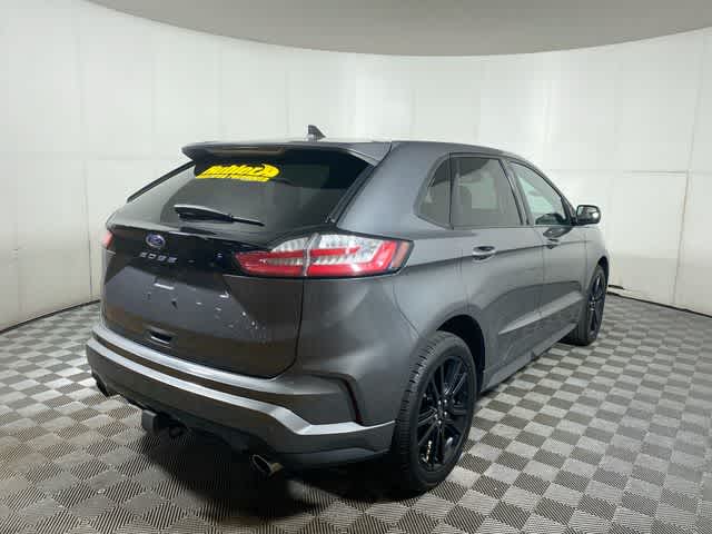 2021 Ford Edge ST-Line photo 2