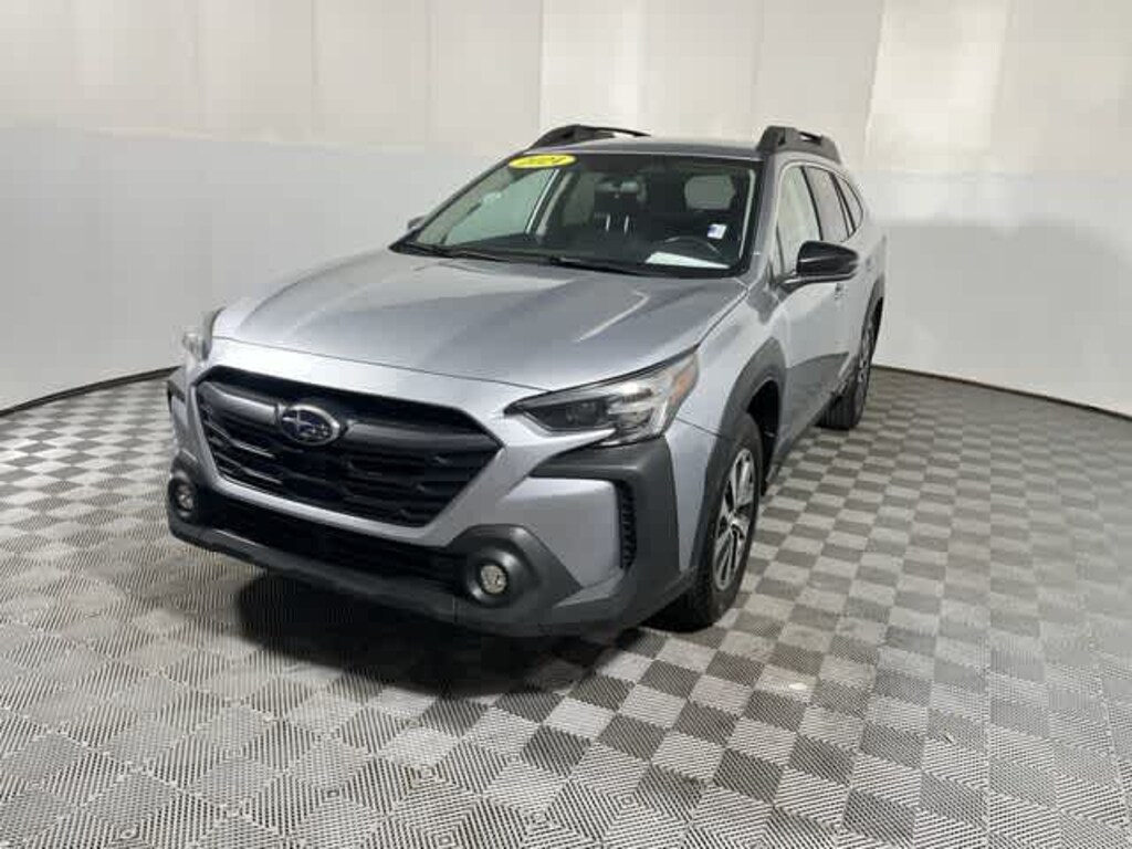 Used 2024 Subaru Outback Premium SUV