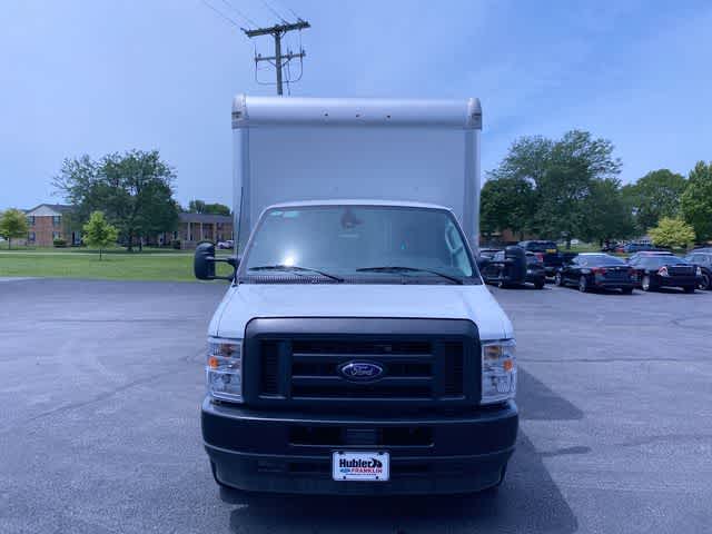 2025 Ford E-450 photo 3