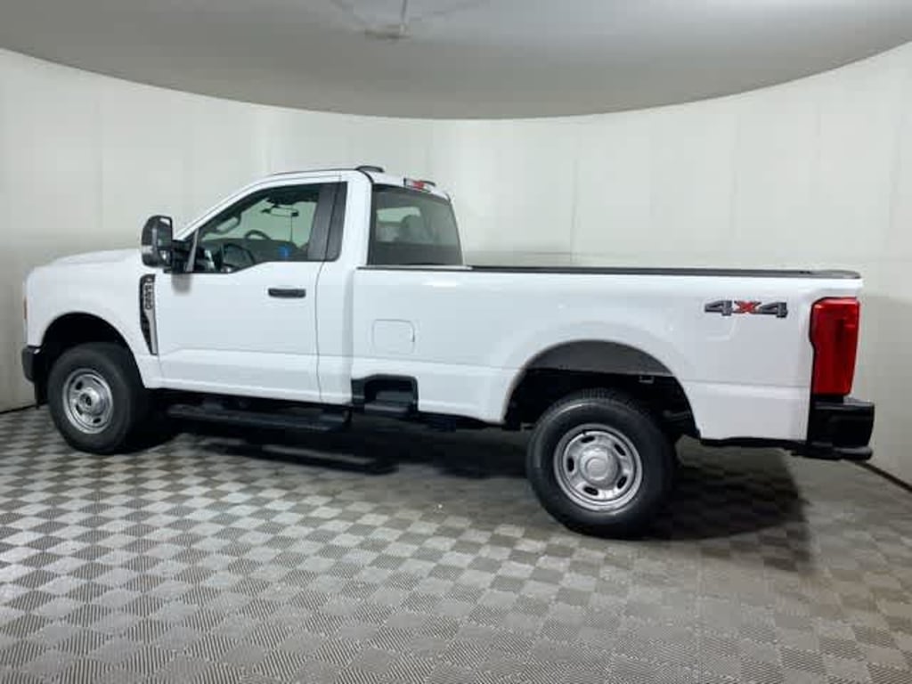 New 2026 Ford Super Duty F-250 SRW XL 4WD Reg Cab 8 Box Truck