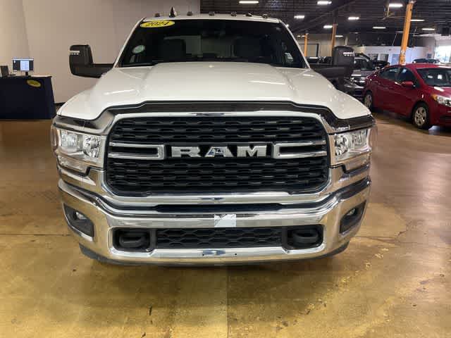 2024 Ram 3500 Big Horn photo 3