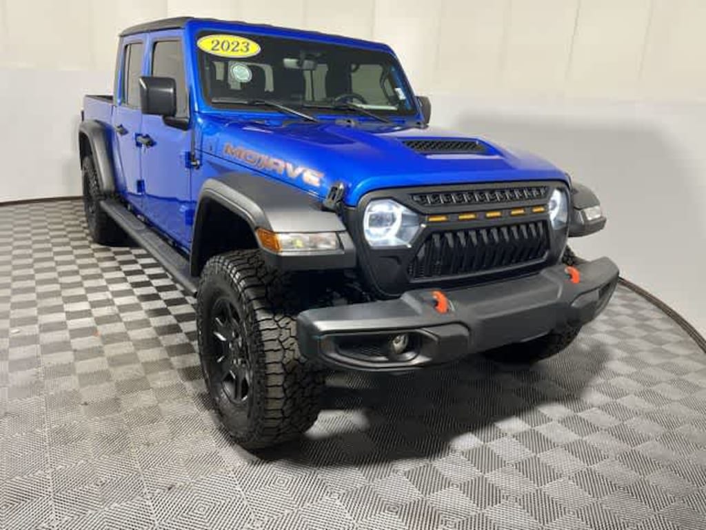 Used 2023 Jeep Gladiator Mojave 4x4 Truck Crew Cab