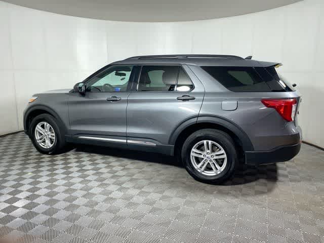 2023 Ford Explorer XLT photo 4