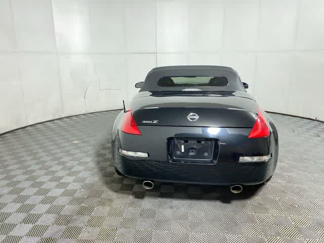 2008 Nissan 350Z Touring photo 3