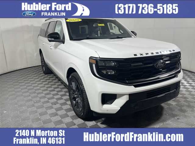 2025 Ford Expedition Platinum's photo