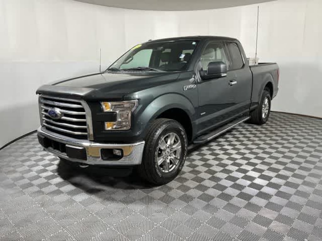 Used 2015 Ford F-150 XLT 4WD Supercab 145 Truck SuperCab Styleside