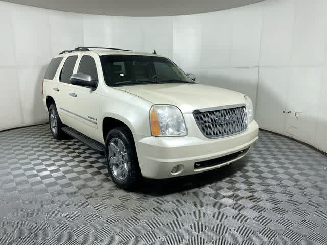 Used 2009 GMC Yukon SLT2 with VIN 1GKFK33029R192861 for sale in Franklin, IN