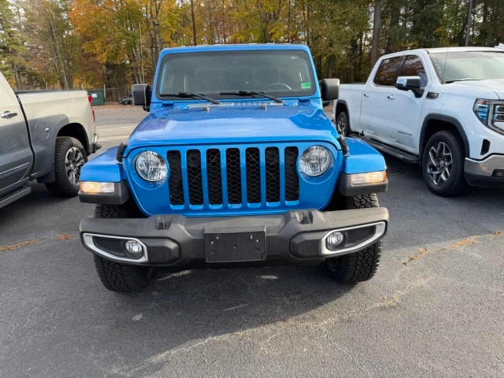 Used 2021 Jeep Gladiator Sport Truck