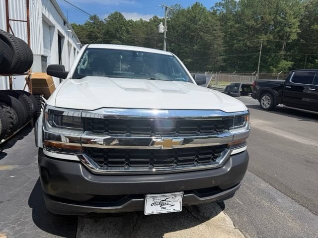 Used 2018 Chevrolet Silverado 1500 Work Truck 1WT with VIN 1GCNCNEH6JZ310076 for sale in Gloucester, VA