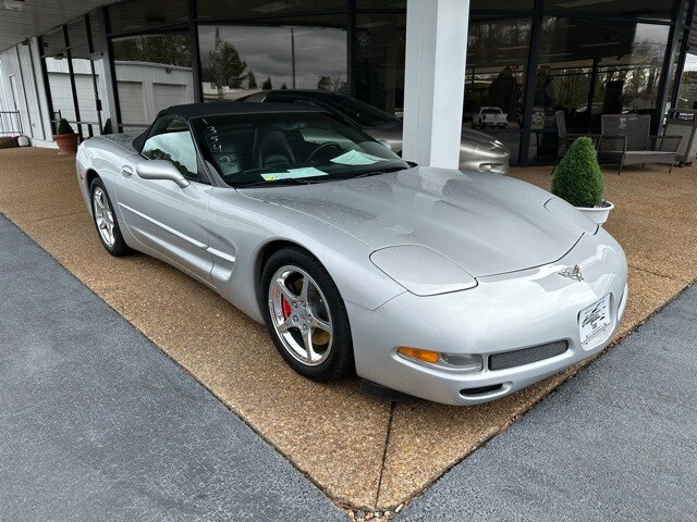 2003 Chevrolet Corvette Base Convertible photo 3