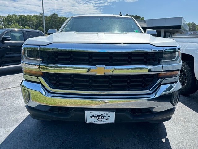 Used 2017 Chevrolet Silverado 1500 LT with VIN 3GCUKREC2HG501496 for sale in Gloucester, VA