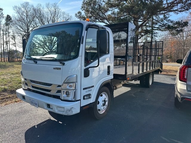 2024 Isuzu NPR photo 3
