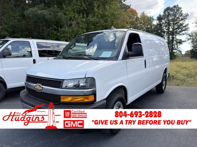 2024 Chevrolet Express Cargo Work Van's photo