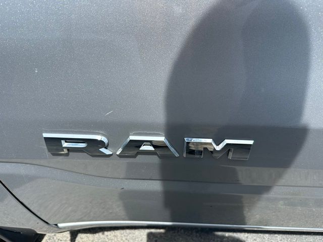 2024 RAM Ram 1500 Pickup Laramie - Photo 10