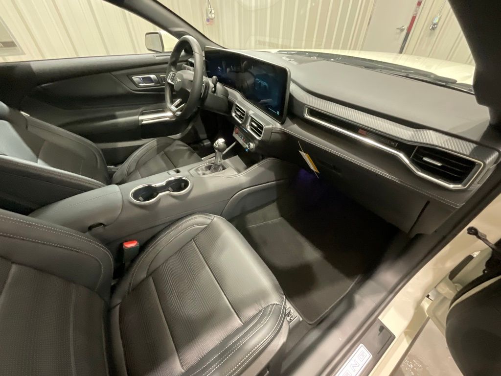 2025 Ford Mustang GT Premium Fastback - Photo 13