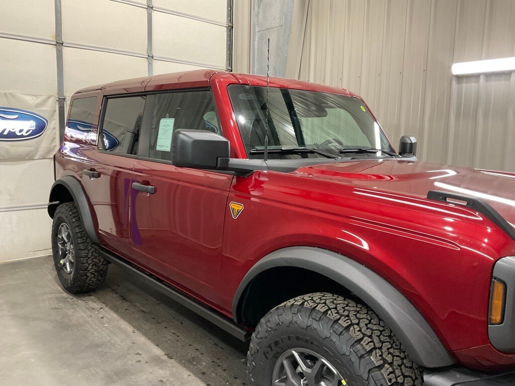 New 2025 Ford Bronco Badlands SUV