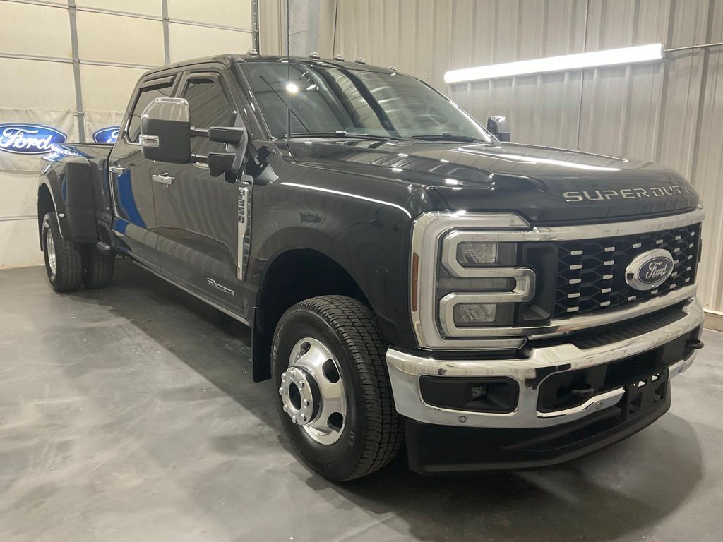 2025 Ford F-350 Lariat 4x4 Crew Cab 8' Box DRW's photo