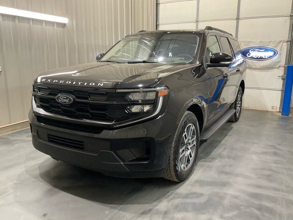Used 2025 Ford Expedition Active SUV