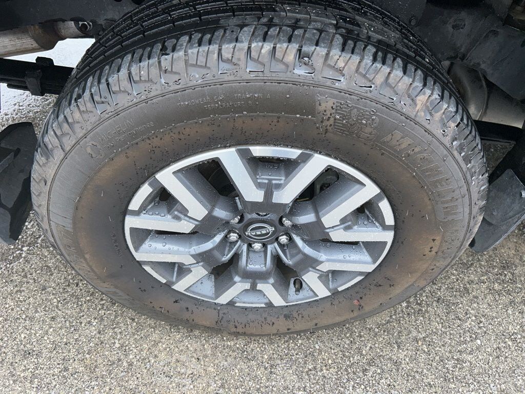 Used 2024 Nissan Frontier SL Truck