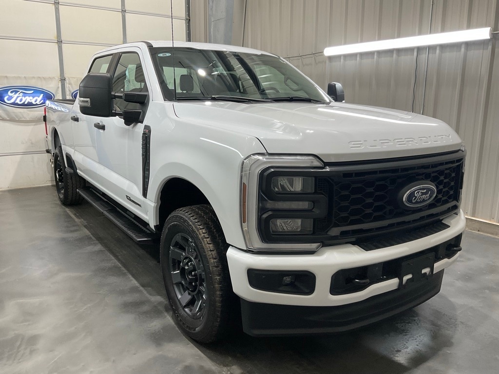 2024 Ford F-250 Super Duty XL's photo