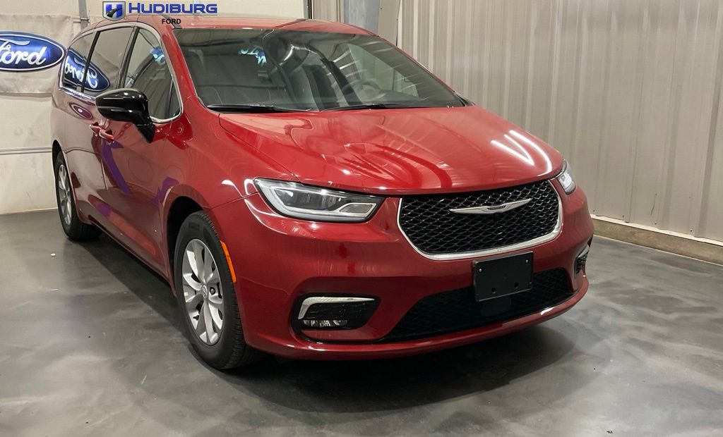 2026 Chrysler Pacifica