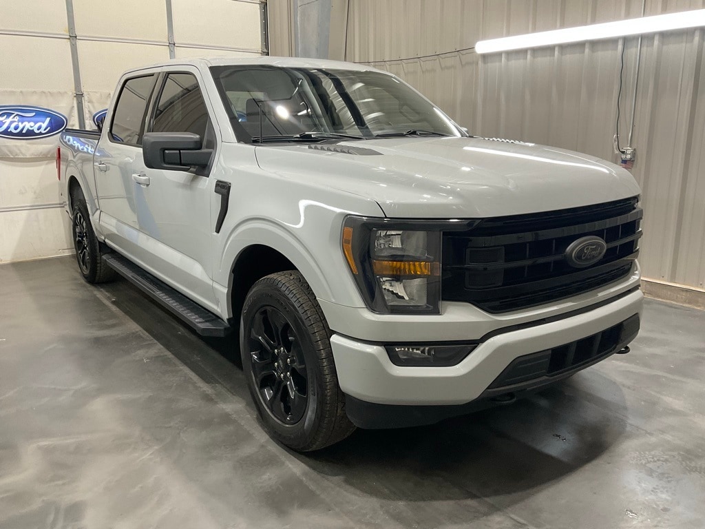 2023 Ford F-150 XLT's photo