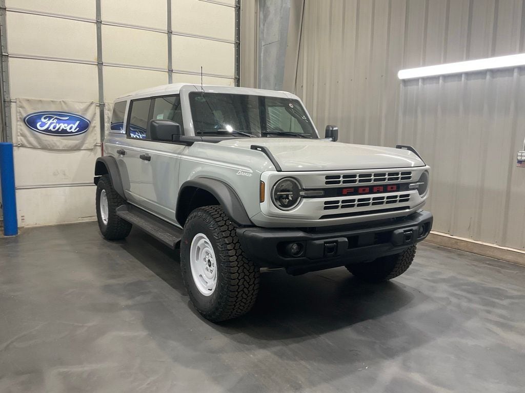 2026 Ford Bronco Heritage Edition 4x4's photo