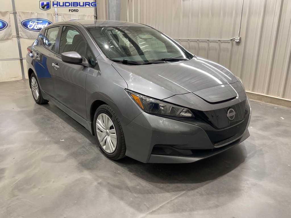 2025 Nissan Leaf S