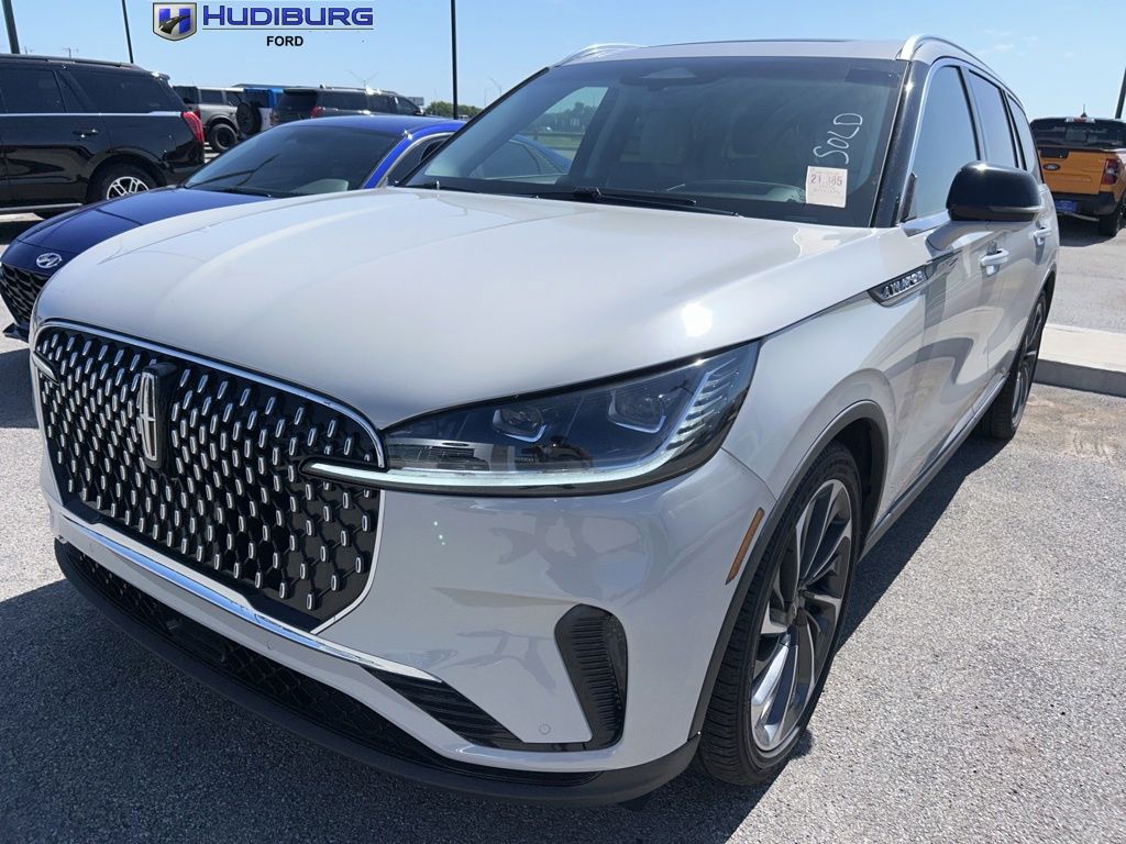 2025 Lincoln Aviator Reserve AWD's photo