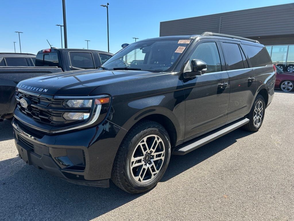 Used 2025 Ford Expedition Max Active SUV