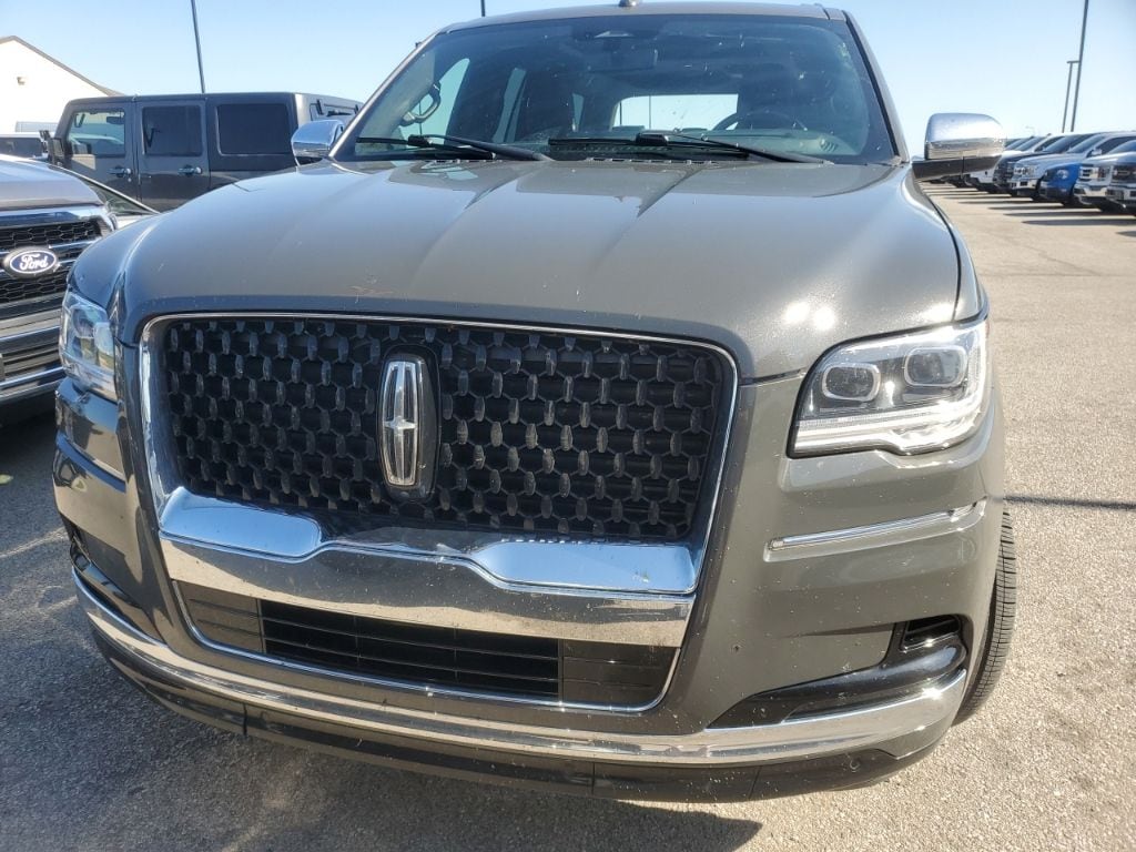 2022 Lincoln Navigator Black Label L 4WD's photo